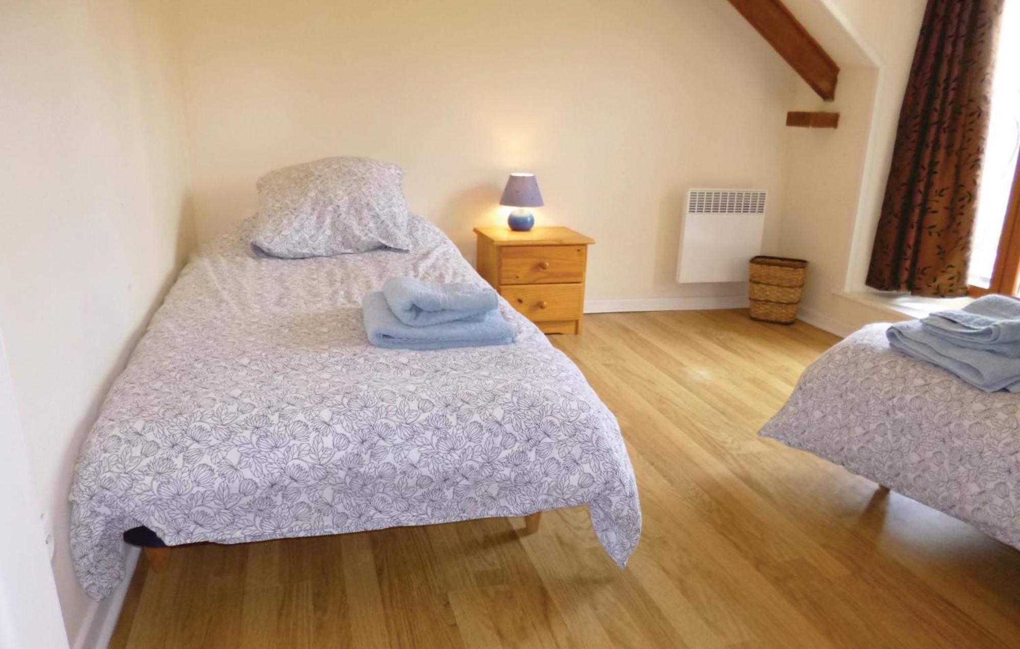 3 Bedroom Cozy Home In Brucheville Carentan-les-Marais Dış mekan fotoğraf